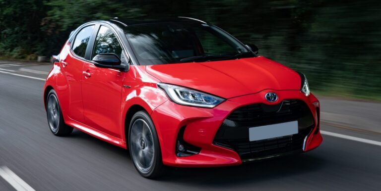 New 2025 Toyota Yaris-iA Reviews