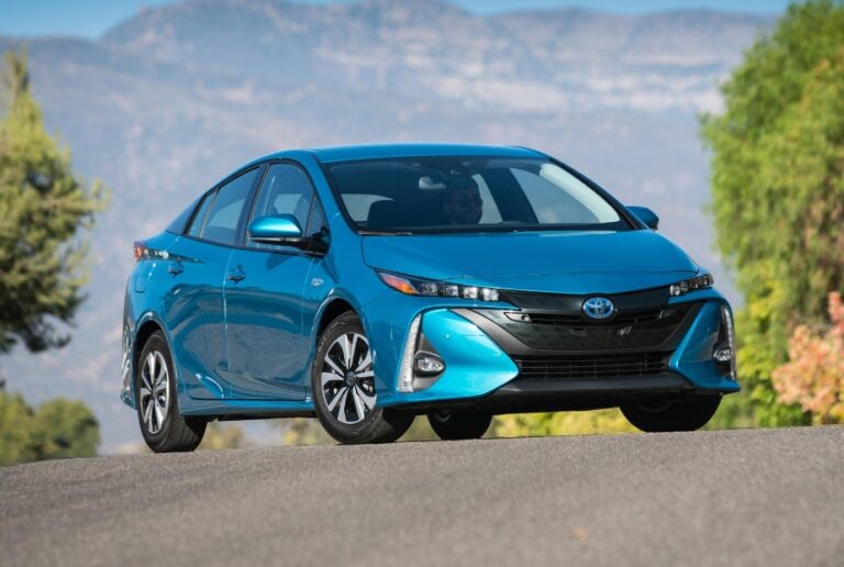 New 2025 Toyota Prius Price